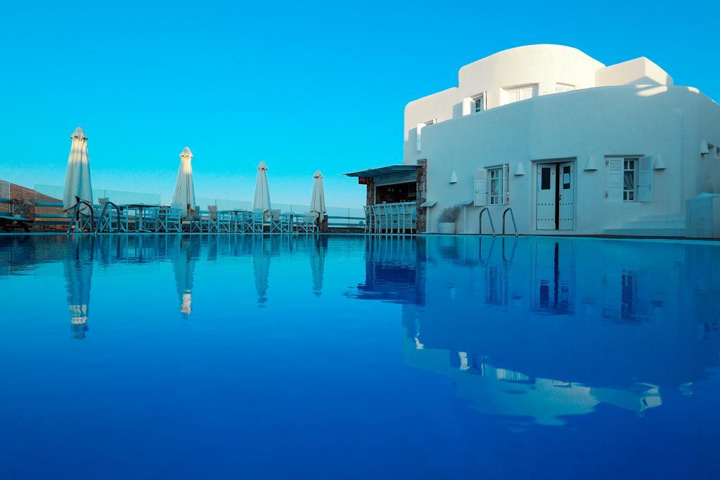 Aspalathras White Hotel Folegandros Town Bagian luar foto