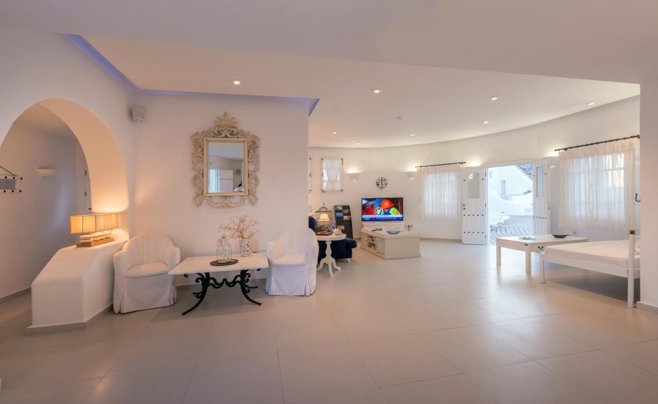 Aspalathras White Hotel Folegandros Town Bagian luar foto