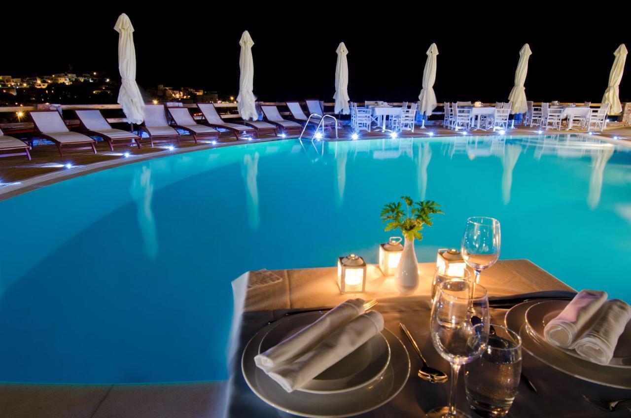 Aspalathras White Hotel Folegandros Town Bagian luar foto