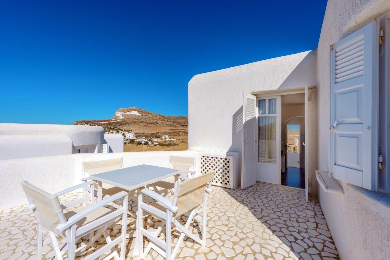 Aspalathras White Hotel Folegandros Town Bagian luar foto